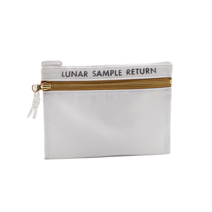 "Lunar Sample Return"-pose